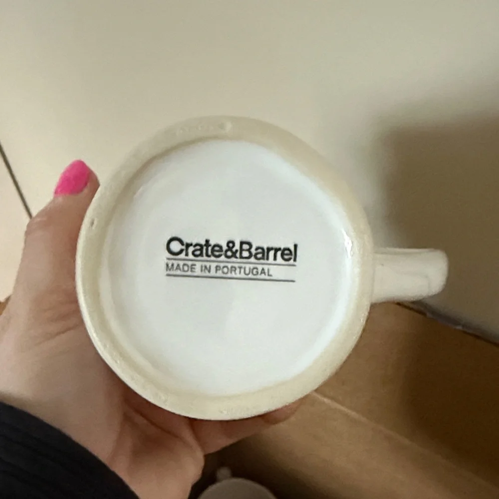 Classic White Ceramic Mug Set